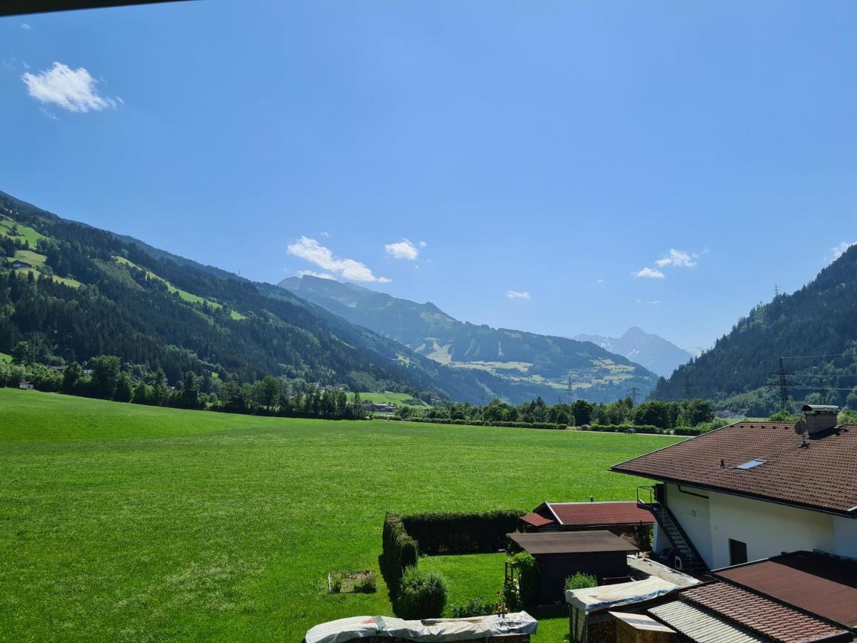 Apart Pfister Aschau Im Zillertal 外观 照片