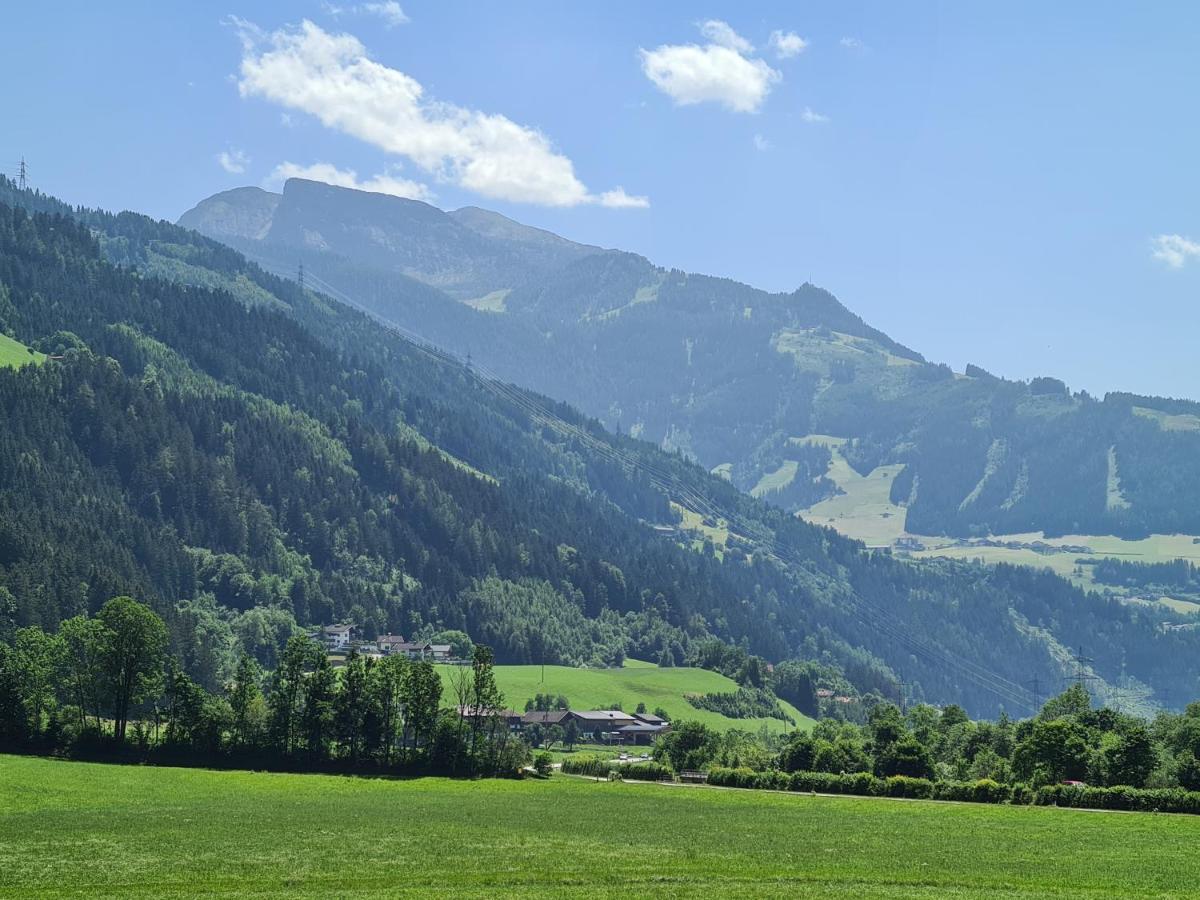 Apart Pfister Aschau Im Zillertal 外观 照片